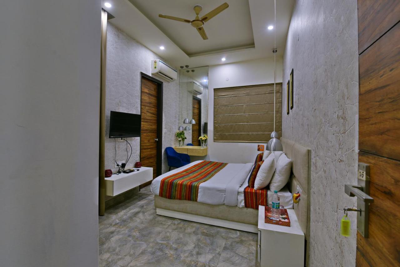Hotel Fortune Inn By F9 Hotels Noida Exterior photo