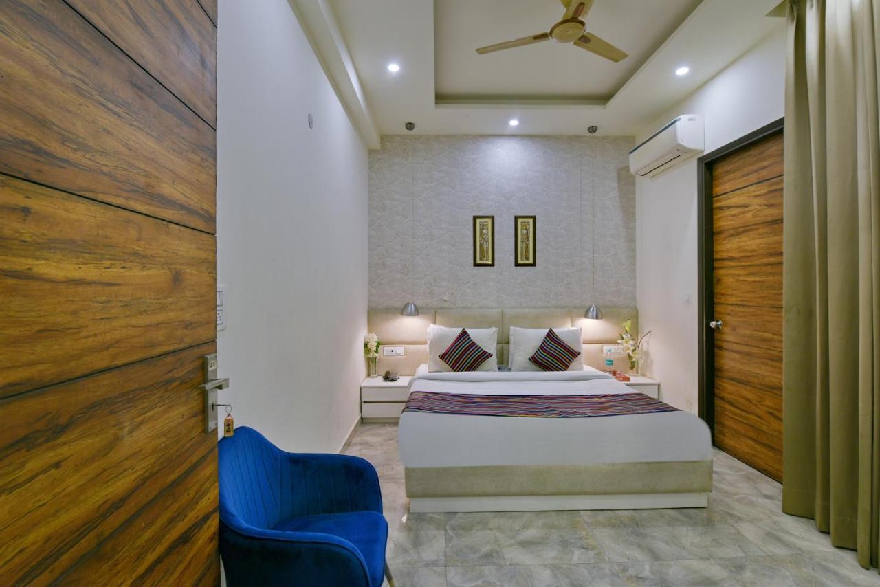 Hotel Fortune Inn By F9 Hotels Noida Exterior photo